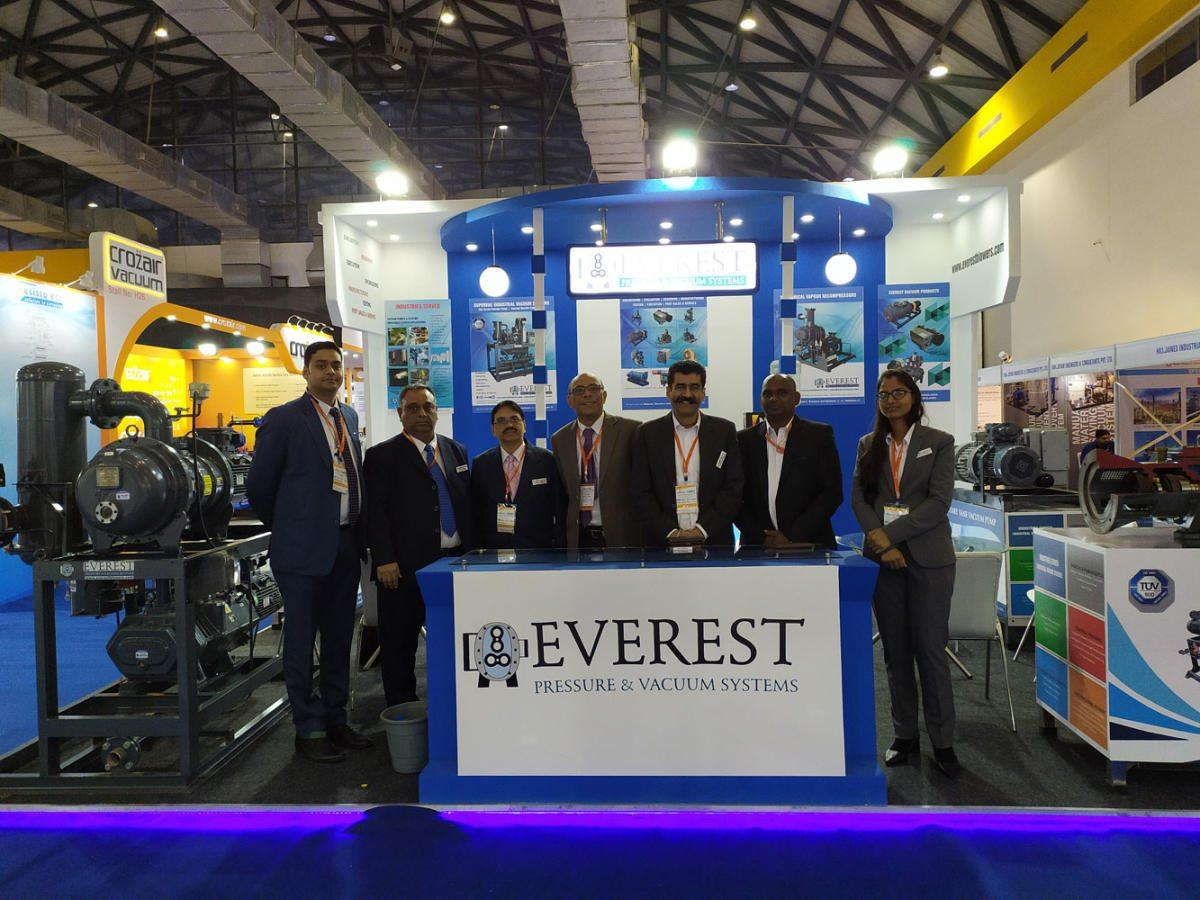 Everest product showcase with details